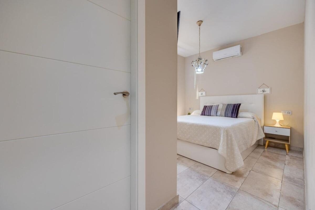 Townhouse with 3 bedrooms, 138m² in Torrevieja, Spain [ID: 0152-527767]