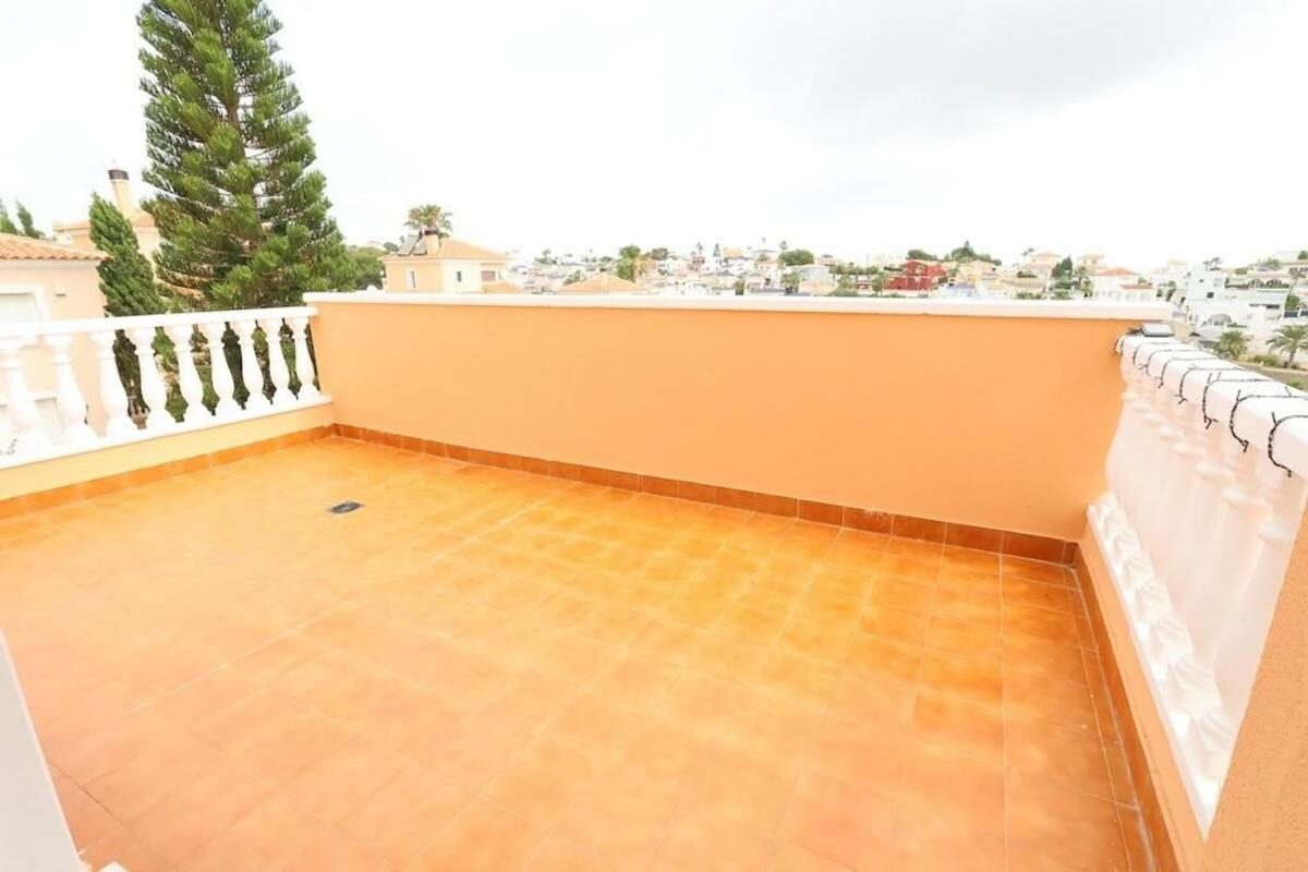 Willa z 3 sypialniami, 112m² w Сан-Мігель-де-Салінас, Hiszpania [ID: 0152-527701]