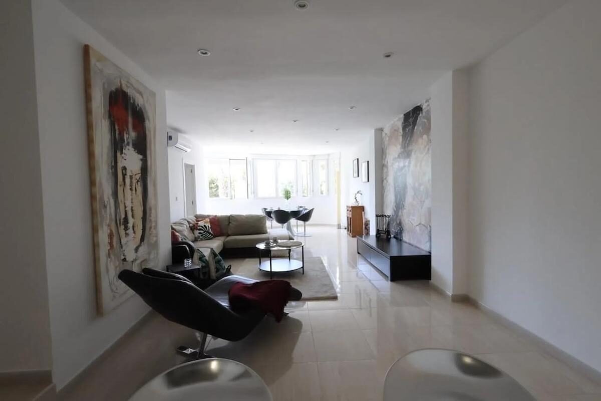 Apartament z 3 sypialniami, 110m² w Torrevieja, Hiszpania [ID: 0152-526354]