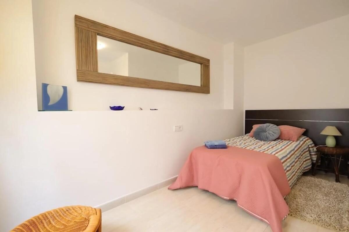 Apartament z 3 sypialniami, 110m² w Torrevieja, Hiszpania [ID: 0152-526354]