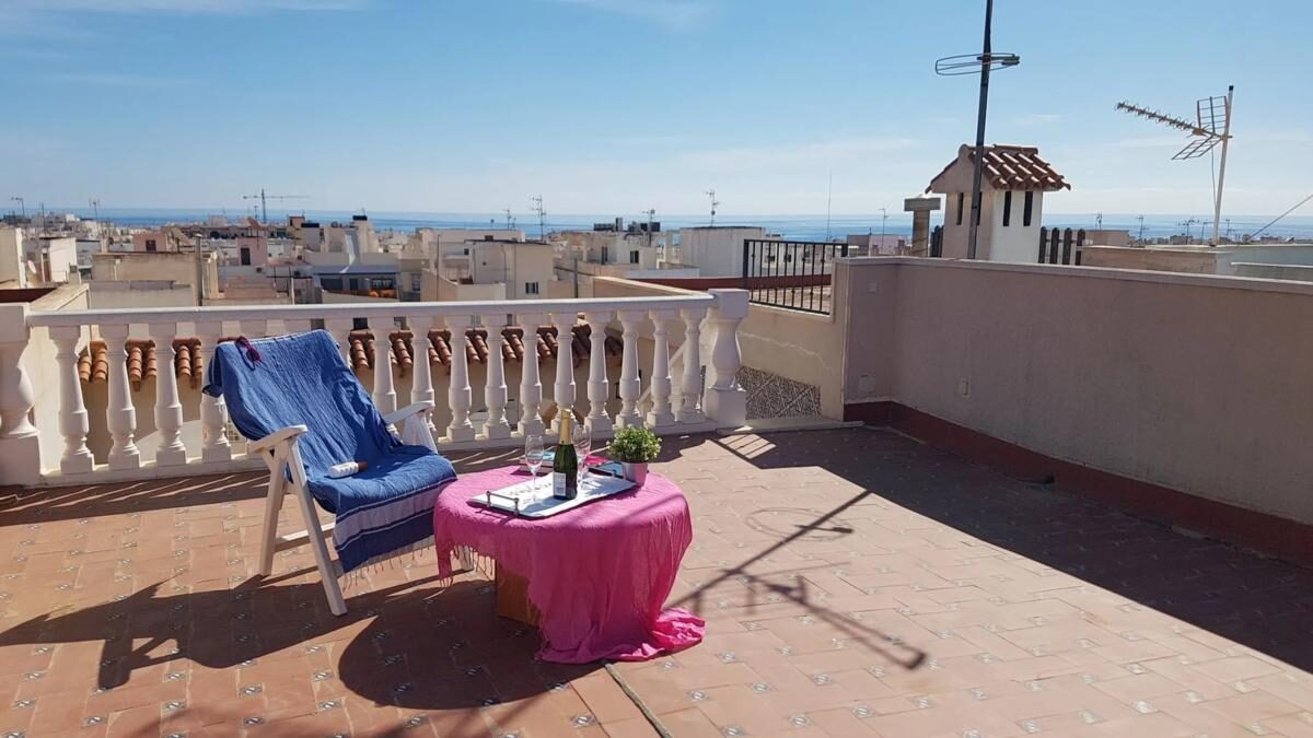 Apartment with 7 bedrooms, 437m² in Torrevieja, Spain [ID: 0152-526128]