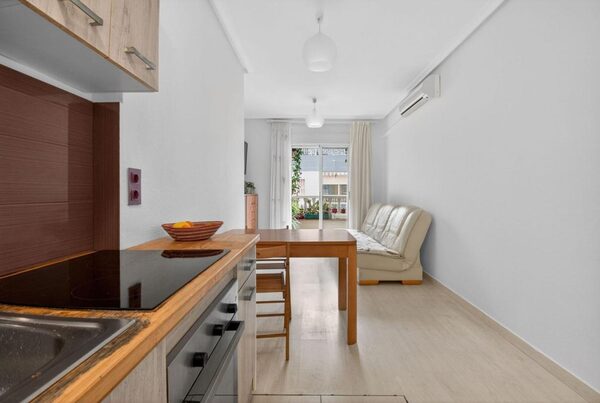 Apartments in Torrevieja, Spain, 63m² - image 8