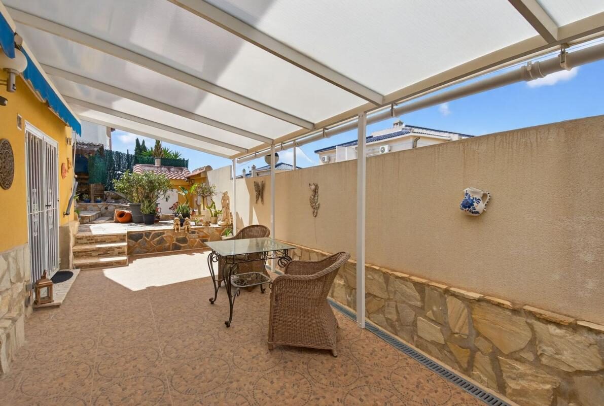Willa z 3 sypialniami, 142m² w Сан-Мігель-де-Салінас, Hiszpania [ID: 0152-521899]