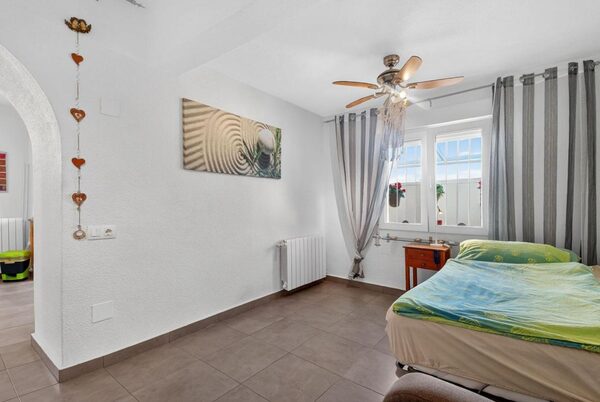 Willa w Сан-Мігель-де-Салінас, Hiszpania, 142m² - obraz 25