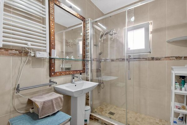 Willa w Сан-Мігель-де-Салінас, Hiszpania, 142m² - obraz 14