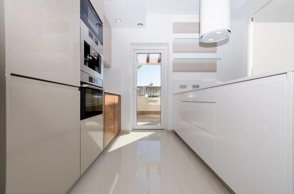 Willa w Рохалес, Hiszpania, 112m² - obraz 10