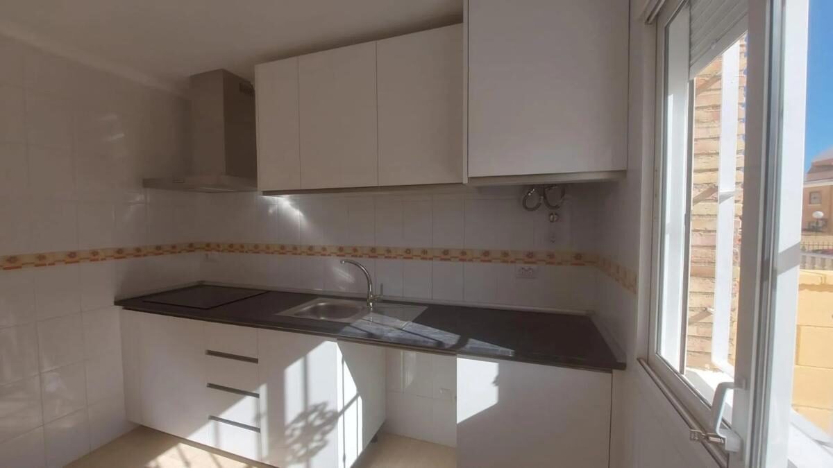 Вілла з 3 спальнями, 120м² в Рохалес, Іспанія [ID: 0152-515924]