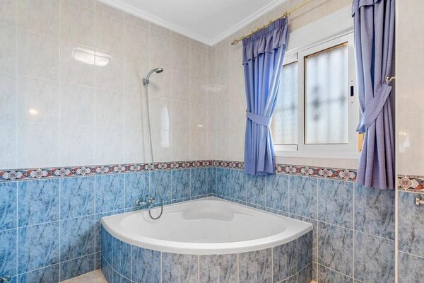 Вілла в Рохалес, Іспанія, 179м² - зображення 20