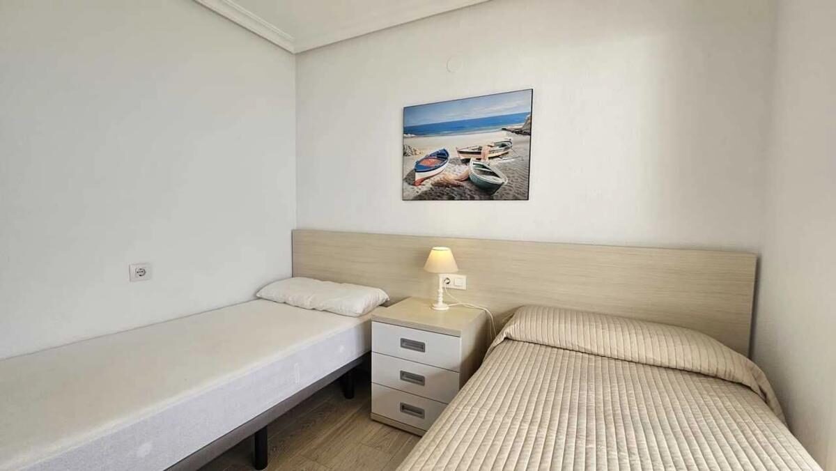 Квартира с 3 спальнями, 96м² в Пилар-де-ла-Орадада, Испания [ID: 0152-515854]