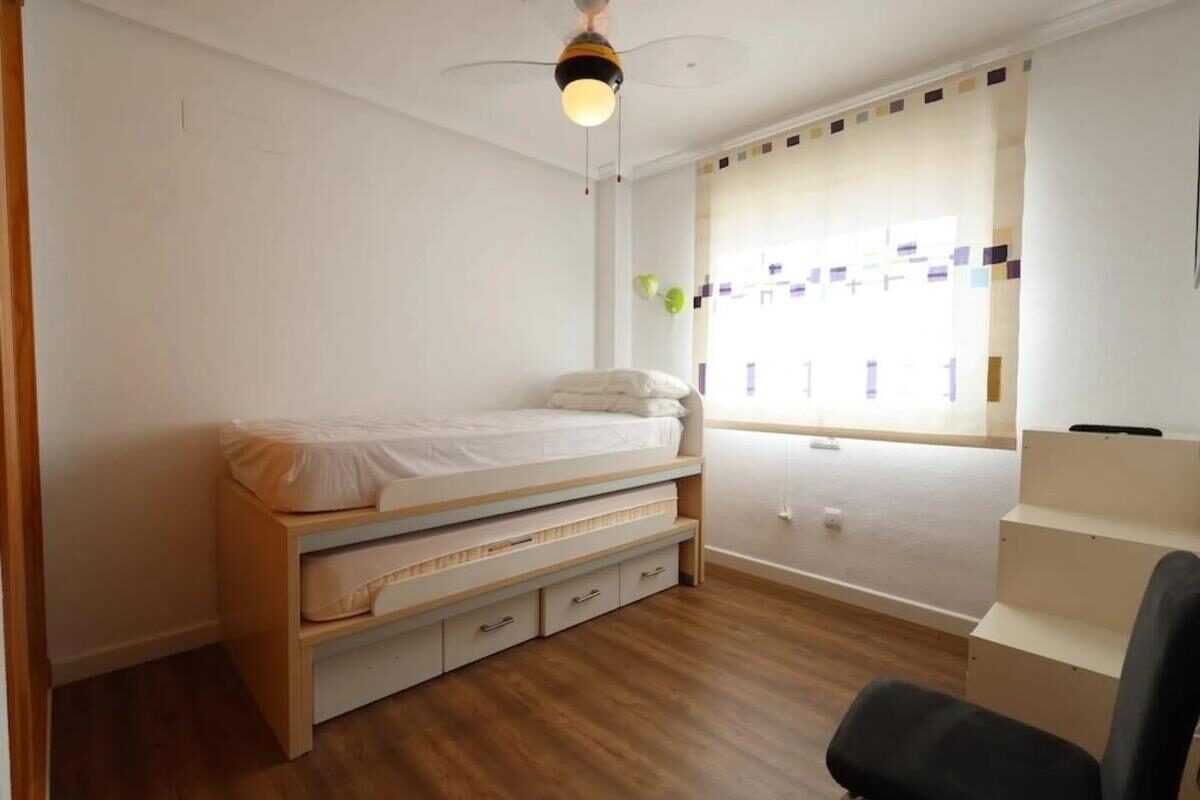 Квартира з 2 спальнями, 87м² в Пілар-де-ла-Орадада, Іспанія [ID: 0152-514683]