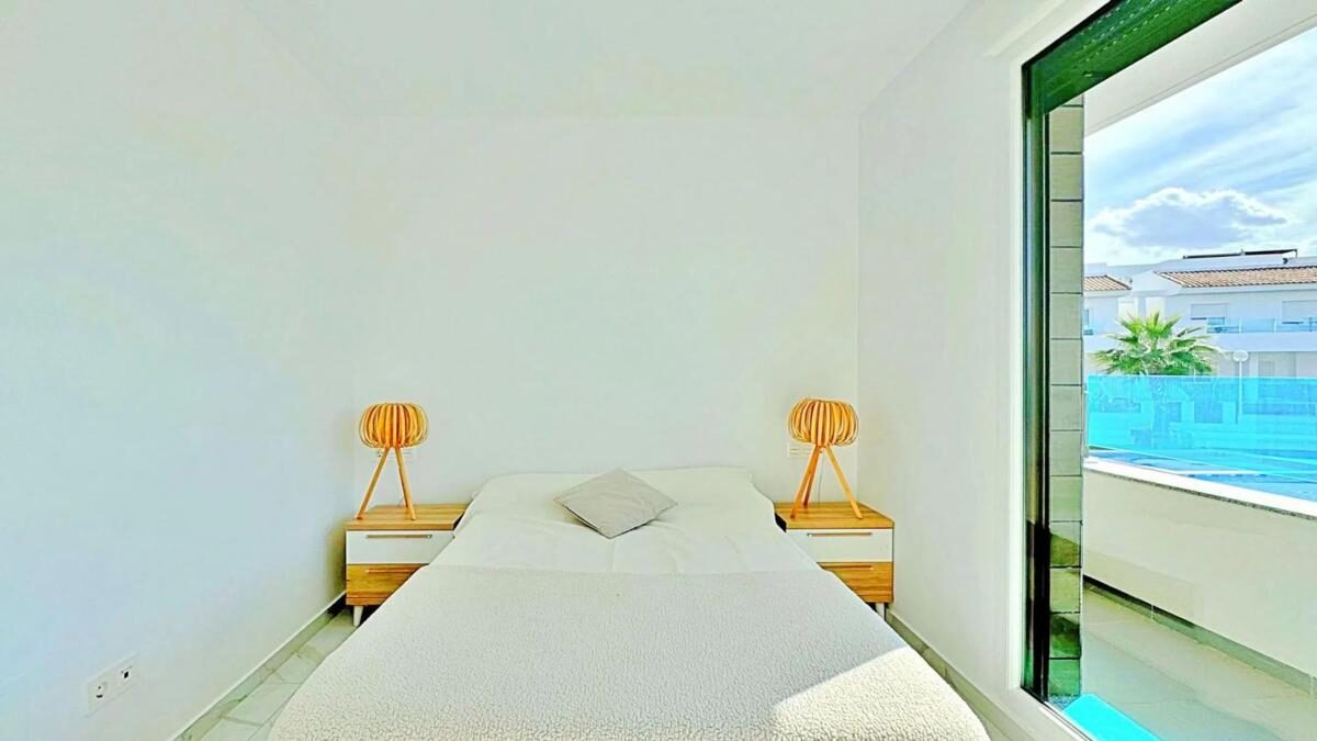 Townhouse with 3 bedrooms, 113m² in Torrevieja, Spain [ID: 0152-513959]