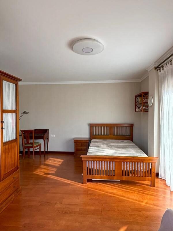 Willa z 5 sypialniami, 360m² w Рохалес, Hiszpania [ID: 0152-512797]