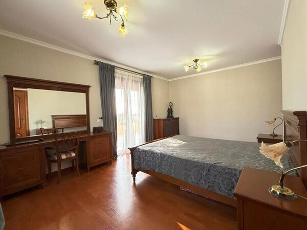 Вілла в Рохалес, Іспанія, 360м² - зображення 3