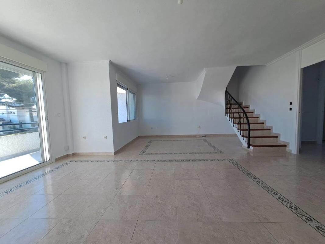 Townhouse with 3 bedrooms, 150m² in Orihuela, Spain [ID: 0152-511474]