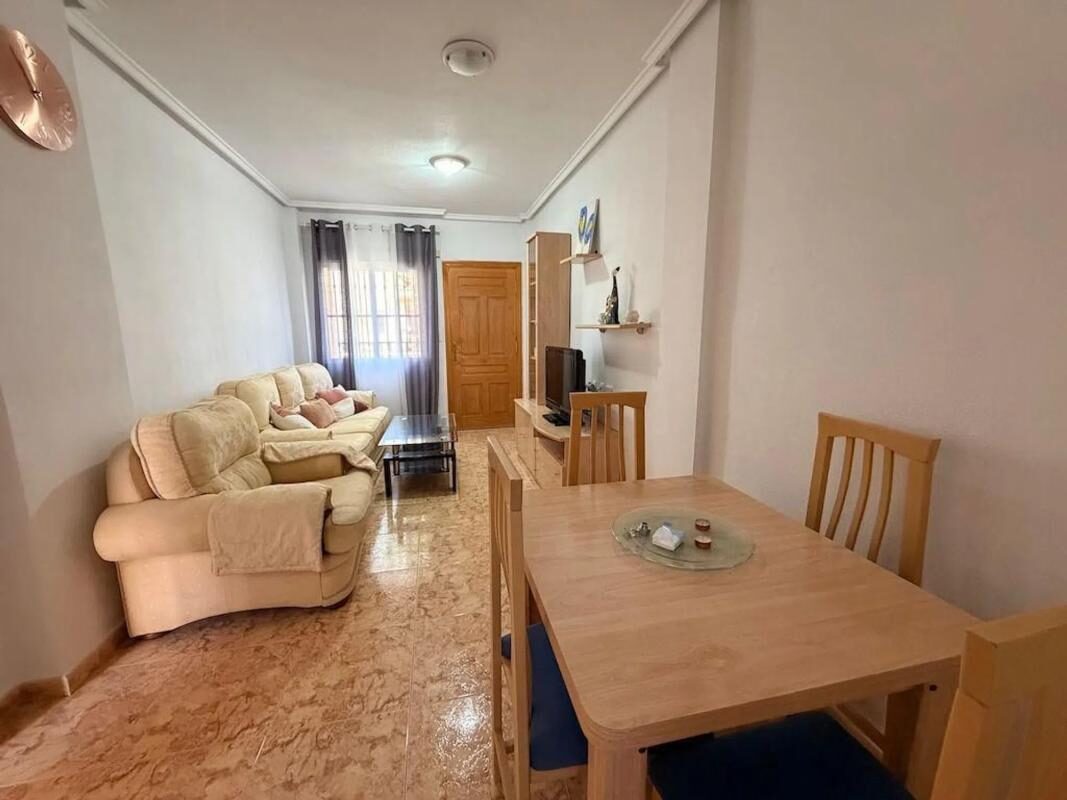 Вілла з 2 спальнями, 49м² в Оріуела, Іспанія [ID: 0152-511432]