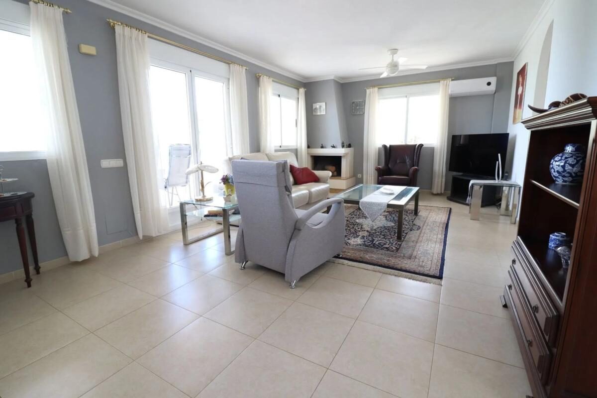Вілла з 3 спальнями, 216м² в Альгорфа, Іспанія [ID: 0152-508906]