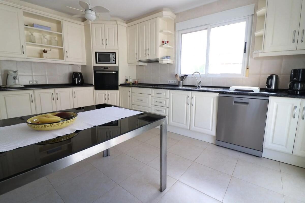 Вілла з 3 спальнями, 216м² в Альгорфа, Іспанія [ID: 0152-508906]