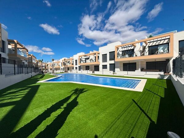 Apartments in Orihuela, Spain, 60m² - image 8
