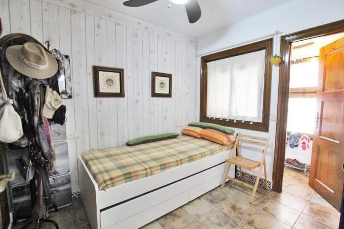 Apartament z 2 sypialniami, 73m² w Guardamar del Segura, Hiszpania [ID: 0152-498227]