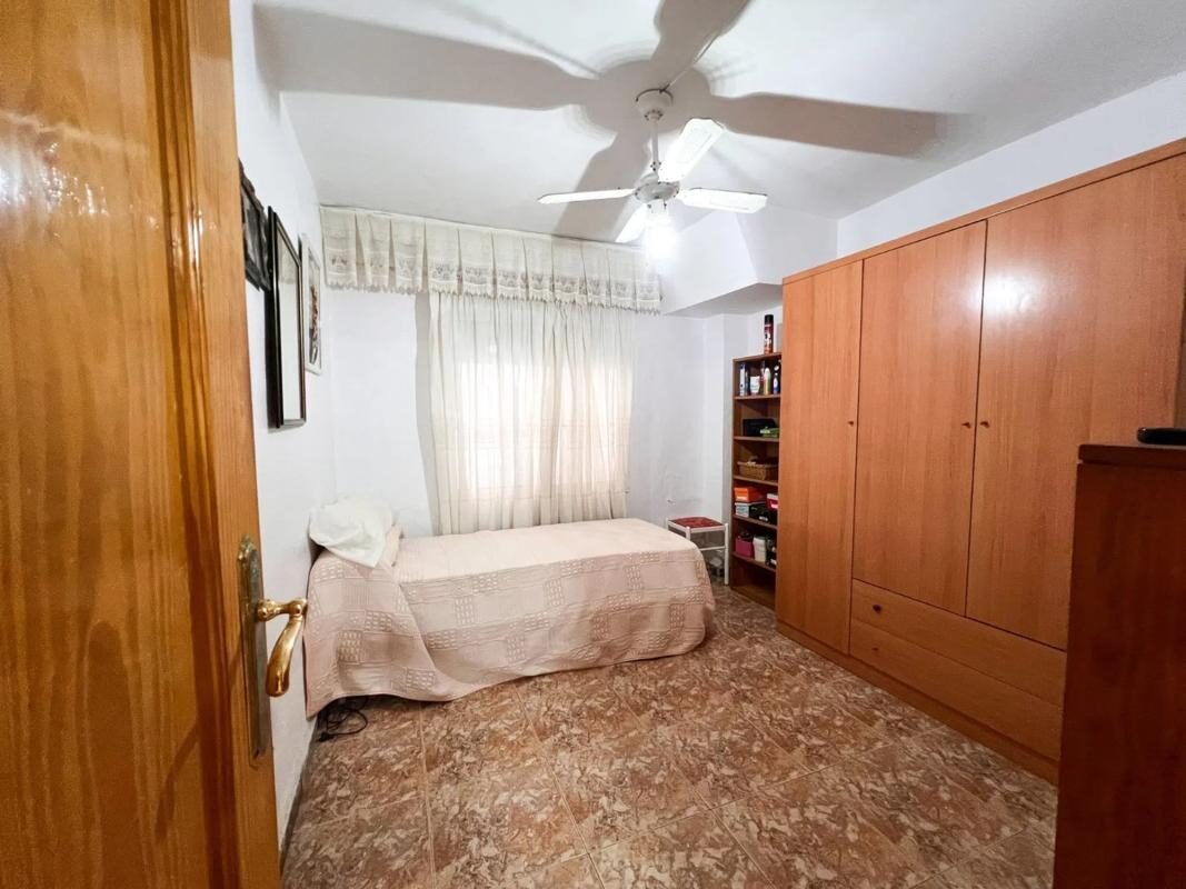 Apartament z 3 sypialniami, 110m² w Guardamar del Segura, Hiszpania [ID: 0152-488491]