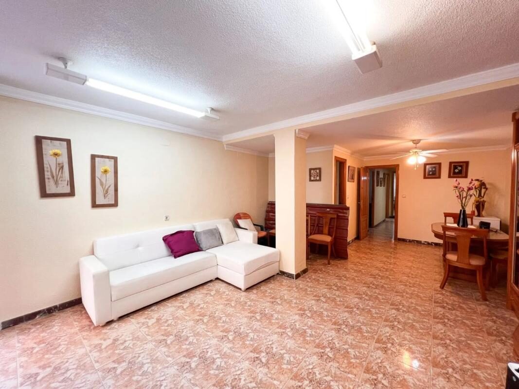 Apartament z 3 sypialniami, 110m² w Guardamar del Segura, Hiszpania [ID: 0152-488491]