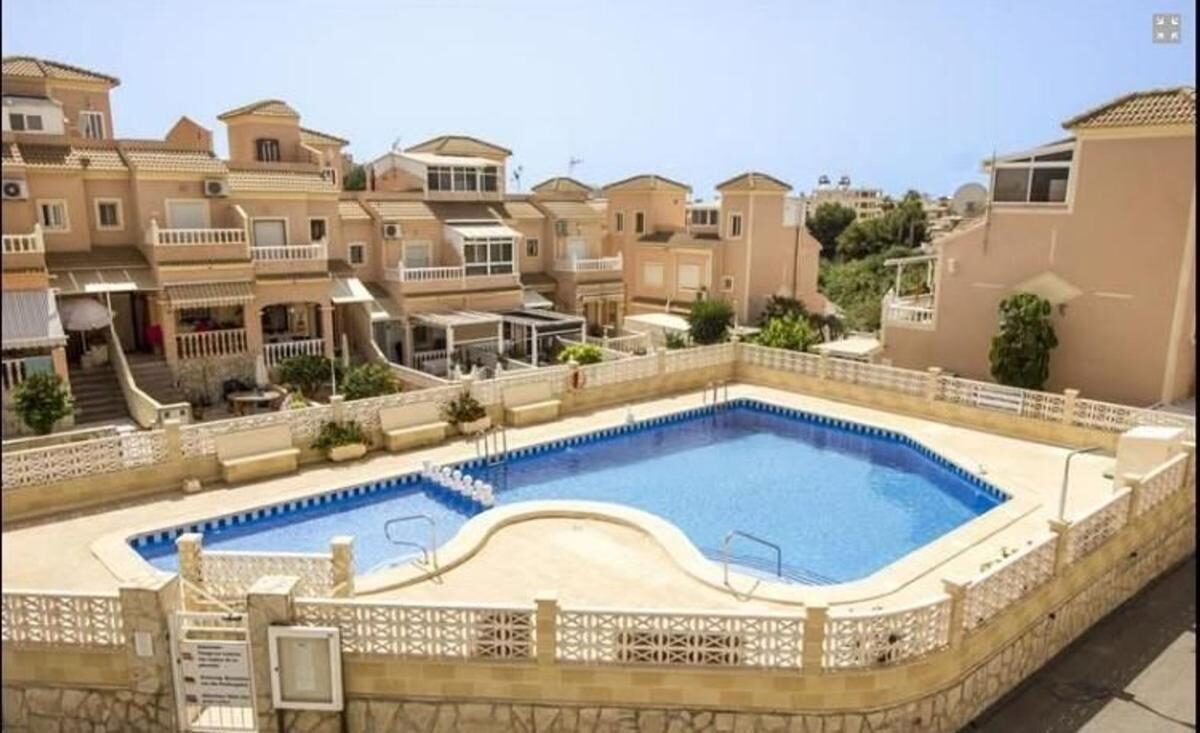 Apartments with 3 bedrooms, 104m² in Orihuela, Spain [ID: 0152-485073]