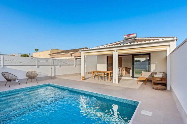 Villa in Torrevieja ID 0152-482498