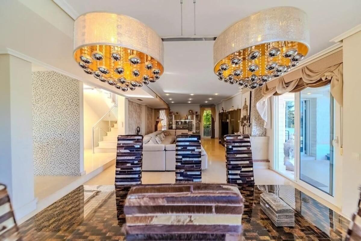 houses з 5 спальнями, 438м² в Торрев'єха, Іспанія [ID: 0152-482468]