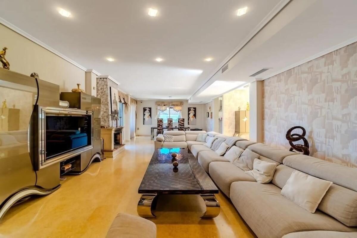 houses з 5 спальнями, 438м² в Торрев'єха, Іспанія [ID: 0152-482468]