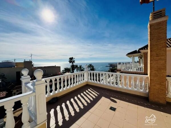 Villa in Torrevieja ID 0152-482037