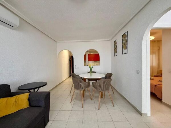 Квартира в Торрев'єха, Іспанія, 61м² - зображення 9