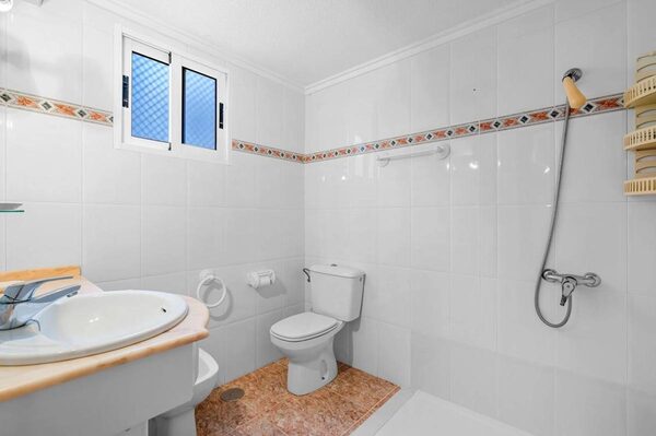 Квартира в Торрев'єха, Іспанія, 128м² - зображення 8