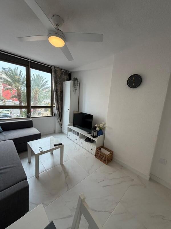 Квартира в Торрев'єха, Іспанія, 35м² - зображення 8