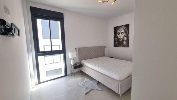 Квартира в Торрев'єха, Іспанія, 94м² - зображення 13