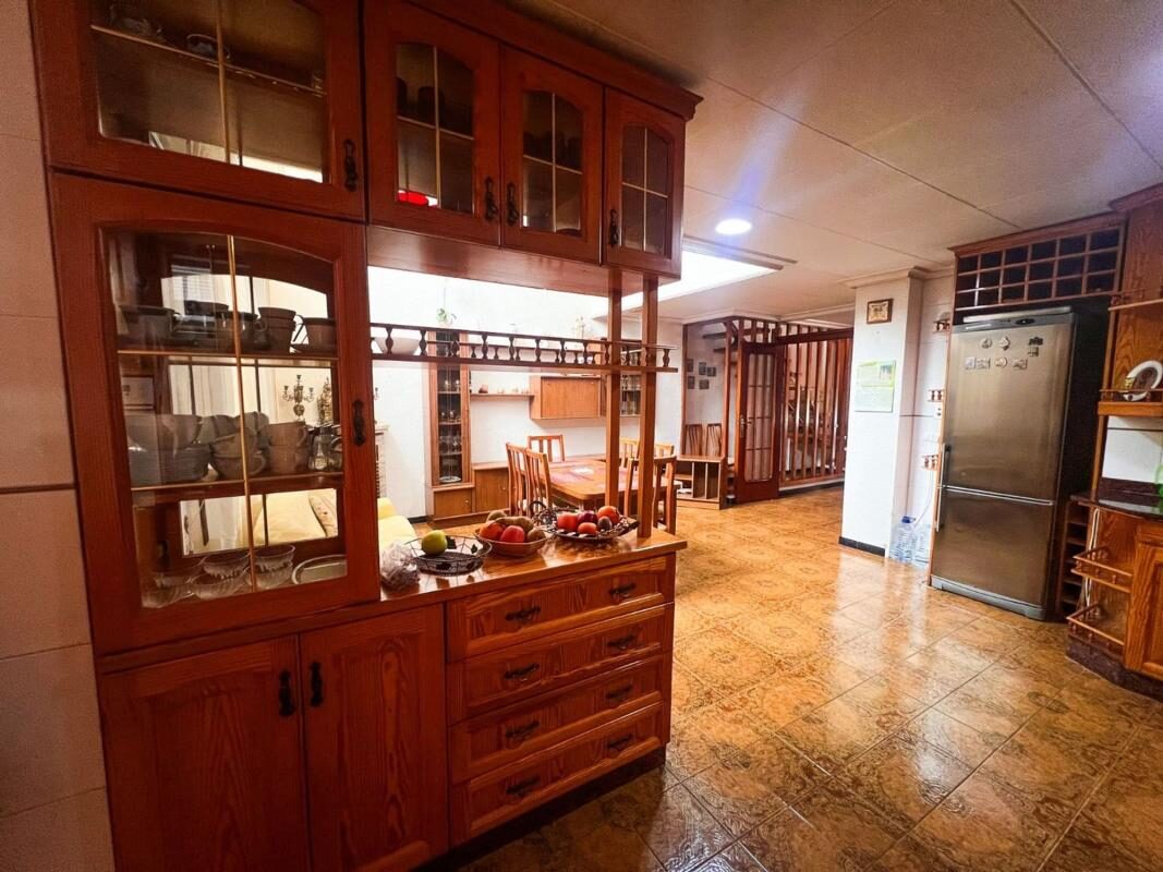 Вілла з 5 спальнями, 340м² в Гуардамар-дель-Сегура, Іспанія [ID: 0152-479699]