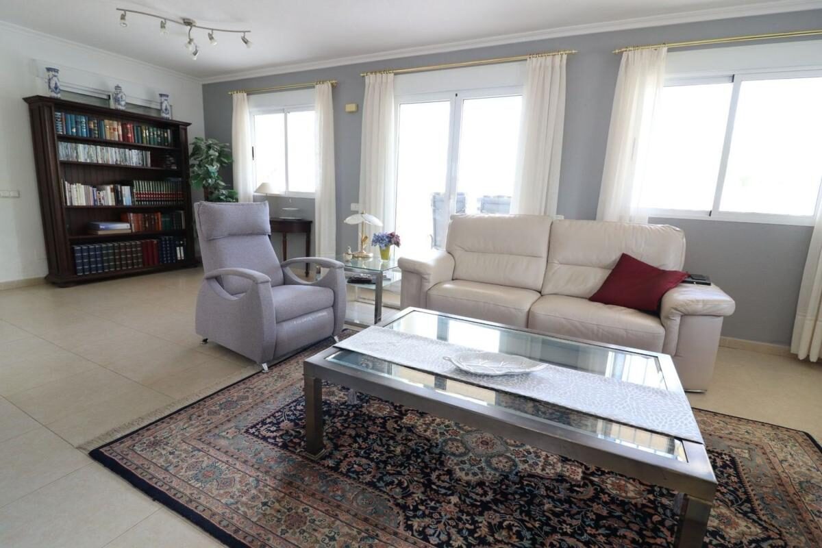 Вілла з 3 спальнями, 216м² в Альгорфа, Іспанія [ID: 0152-478607]