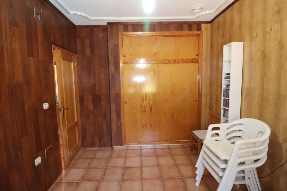Willa z 5 sypialniami, 122m² w Algorfa, Hiszpania [ID: 0152-478598]