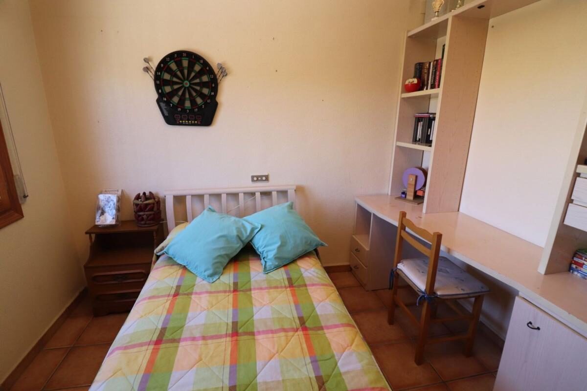 Willa z 5 sypialniami, 122m² w Algorfa, Hiszpania [ID: 0152-478598]