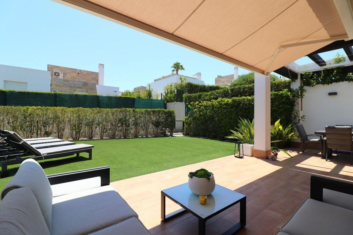 Willa z 3 sypialniami, 127m² w Algorfa, Hiszpania [ID: 0152-478561]