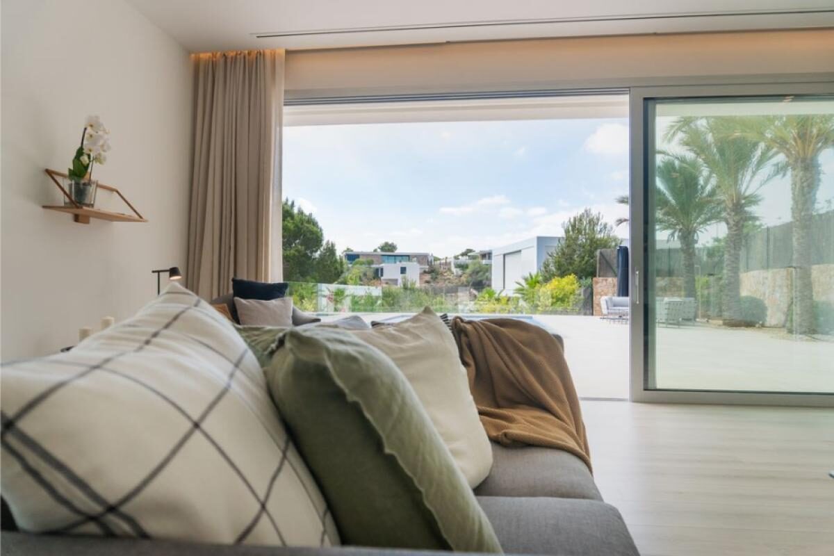 Вілла з 3 спальнями, 545м² в Оріуела, Іспанія [ID: 0152-423090_423084]