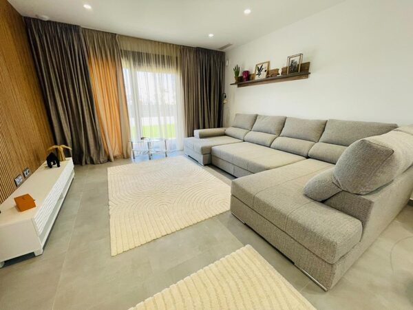 Вілла в Торрев'єха, Іспанія, 368м² - зображення 17