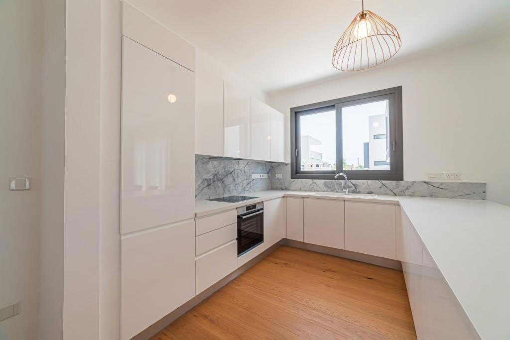 Квартира с 2 спальнями, 88.00м² в agios-tychon, Кипр [ID: 0602-1171]