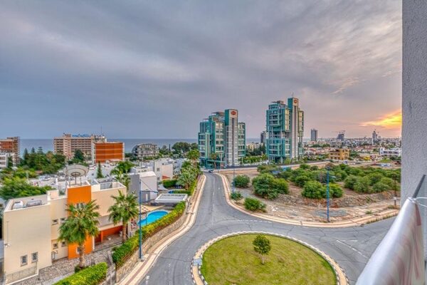 Apartment in agios-tychon-tourist-area, Cyprus, 102.00m² - image 2
