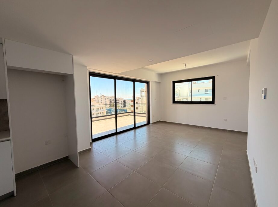 Квартира с 2 спальнями, 80.00м² в makenzy, Кипр [ID: 0602-1651]