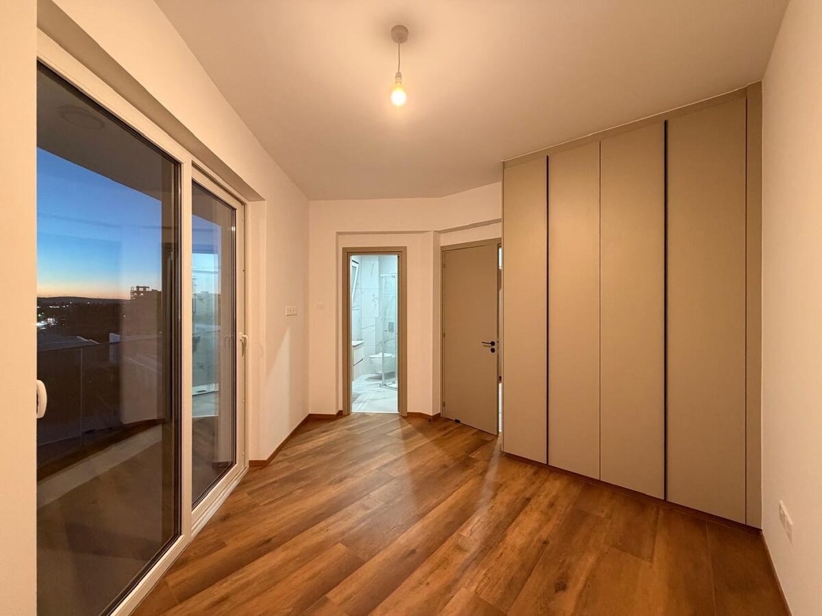 Apartament z 2 sypialniami, 81.00m² w livadia, Cypr [ID: 0602-3044]