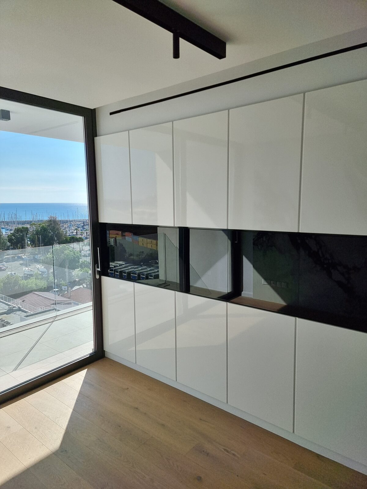 Apartment with 3 bedrooms, 115.00m² in finikoudes, Cyprus [ID: 0602-3379]
