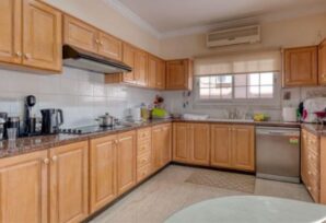 houses with 7 bedrooms in makenzy, Cyprus [ID: 0602-3744]