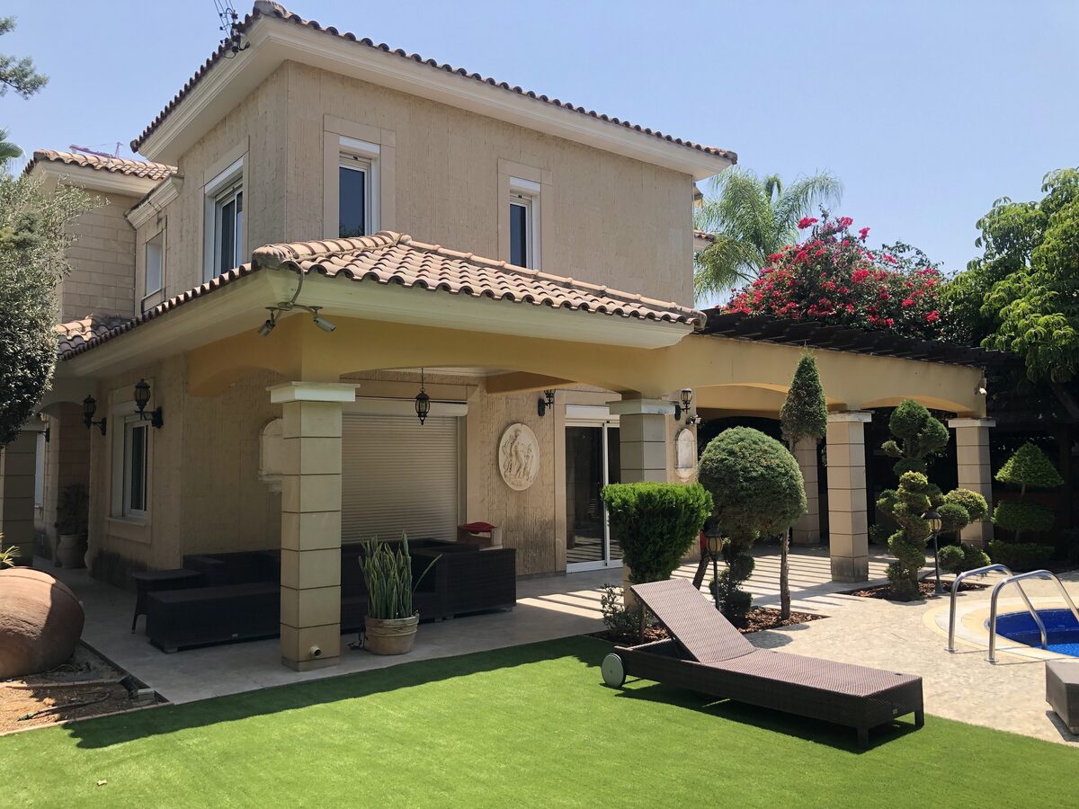 houses с 4 спальнями, 234.00м² в germasogeia-tourist-area, Кипр [ID: 0602-3770]
