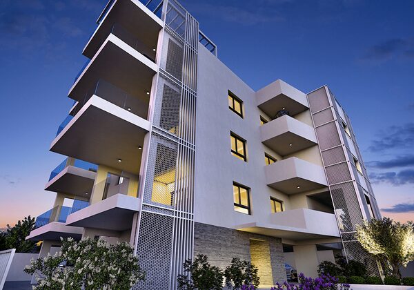 2 Bedroom Apartment in Mesa Geitonia, Limassol