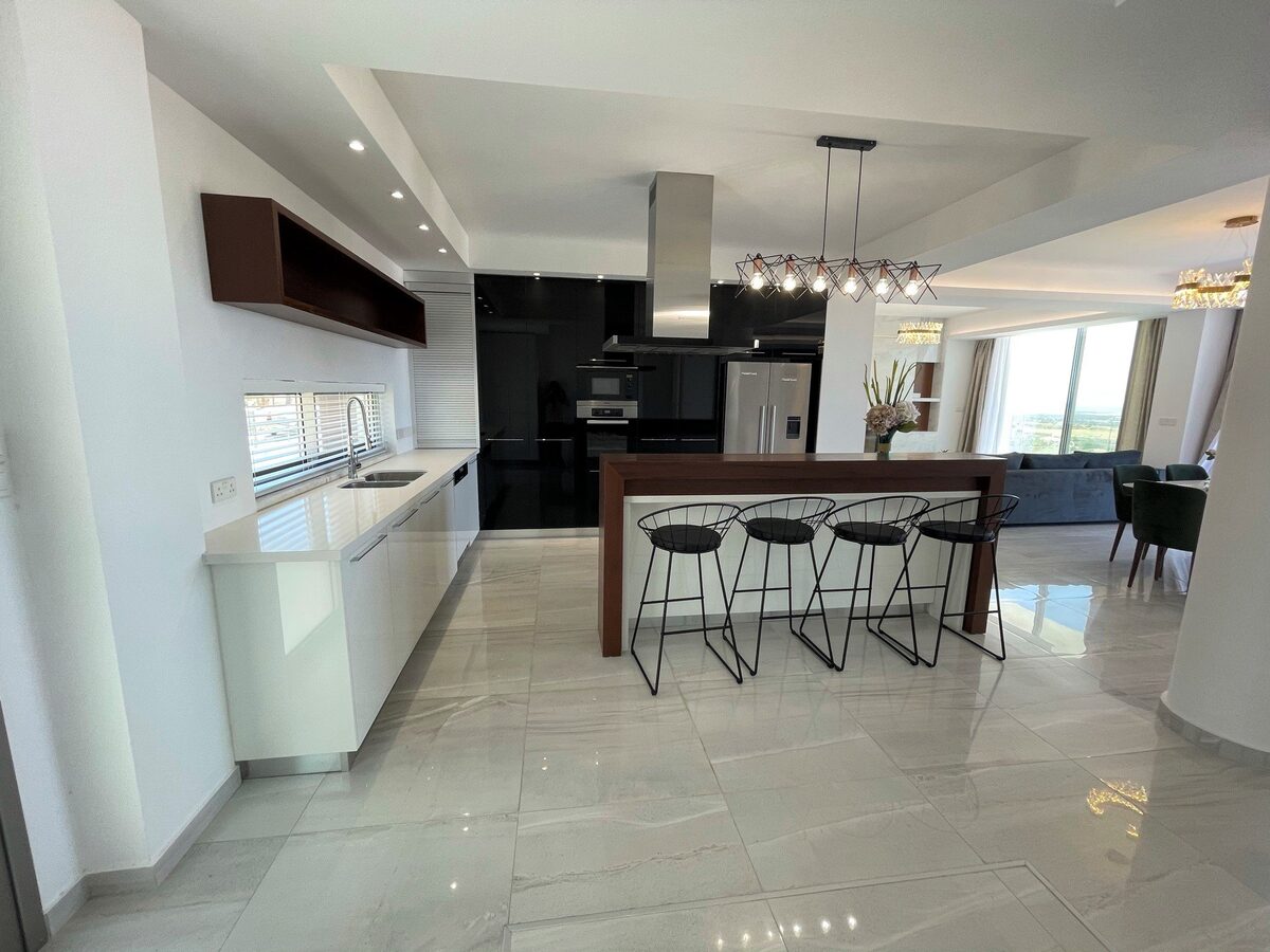 houses з 5 спальнями, 340.00м² в geroskipou, Кіпр [ID: 0602-4011]